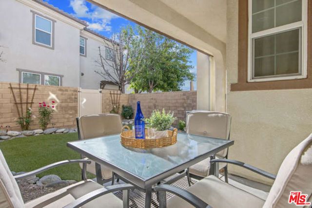 2464 Blossom Ridge Court 2, Simi Valley, CA 93063