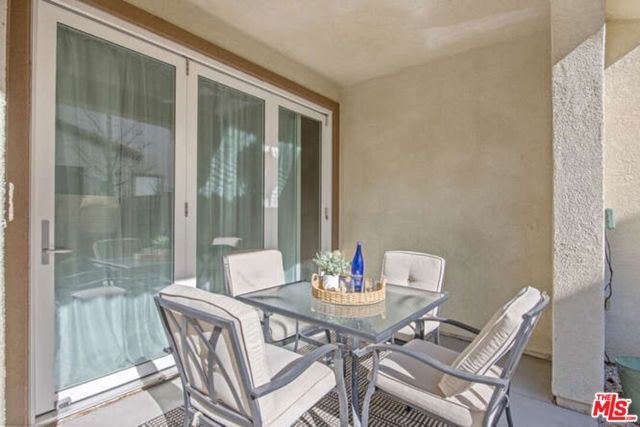 2464 Blossom Ridge Court 2, Simi Valley, CA 93063