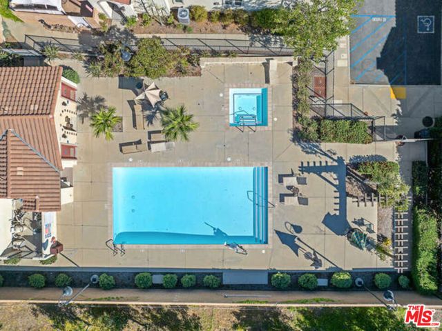 2464 Blossom Ridge Court 2, Simi Valley, CA 93063