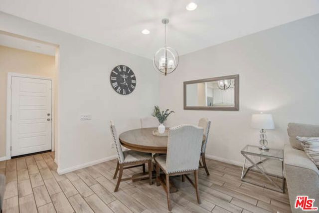 2464 Blossom Ridge Court 2, Simi Valley, CA 93063