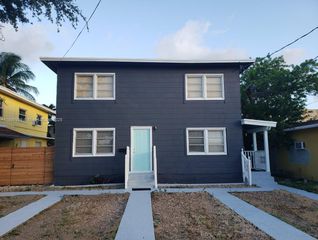 3680 SW 13th Ter, Miami, FL 33145