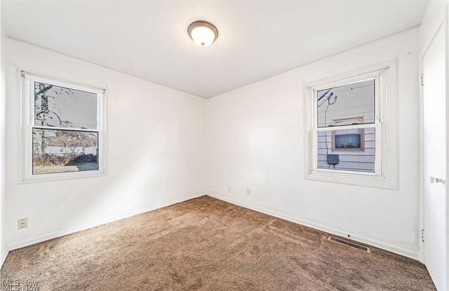 3910 Wetzel Avenue, Cleveland, OH 44109