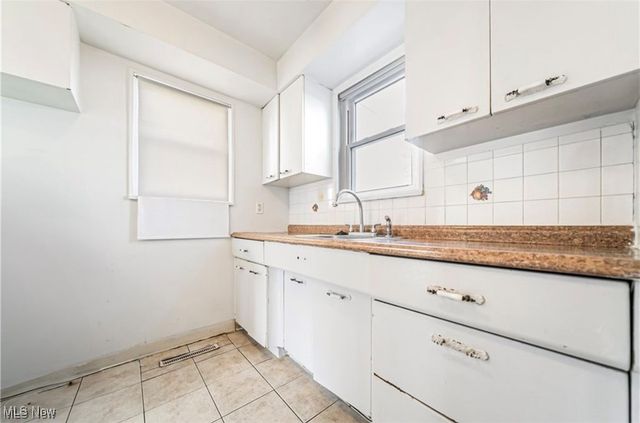 3910 Wetzel Avenue, Cleveland, OH 44109