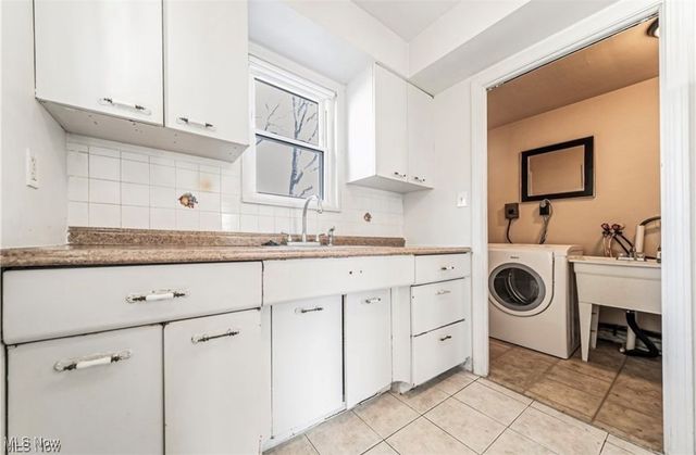 3910 Wetzel Avenue, Cleveland, OH 44109