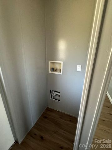 3021 Spartanburg Highway, East Flat Rock, NC 28726