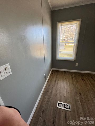 3021 Spartanburg Highway, East Flat Rock, NC 28726