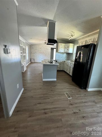 3021 Spartanburg Highway, East Flat Rock, NC 28726