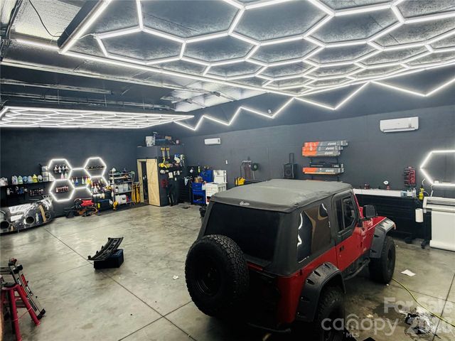 3021 Spartanburg Highway, East Flat Rock, NC 28726