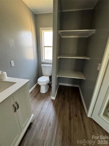 3021 Spartanburg Highway, East Flat Rock, NC 28726