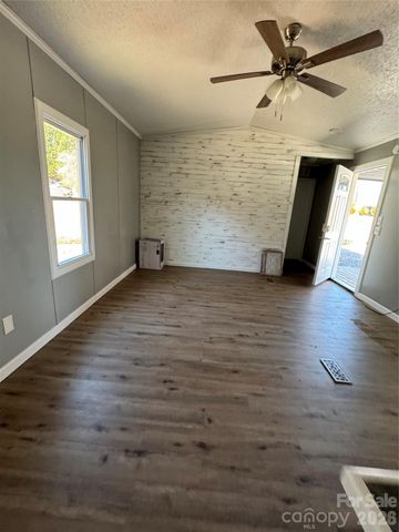 3021 Spartanburg Highway, East Flat Rock, NC 28726