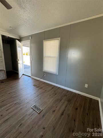 3021 Spartanburg Highway, East Flat Rock, NC 28726