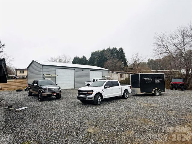 3021 Spartanburg Highway, East Flat Rock, NC 28726