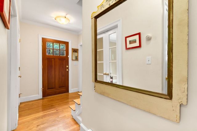 135 Linebrook Rd, Ipswich, MA 01938
