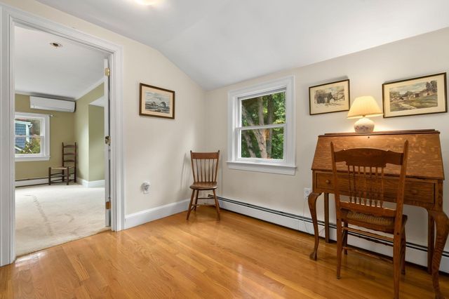 135 Linebrook Rd, Ipswich, MA 01938