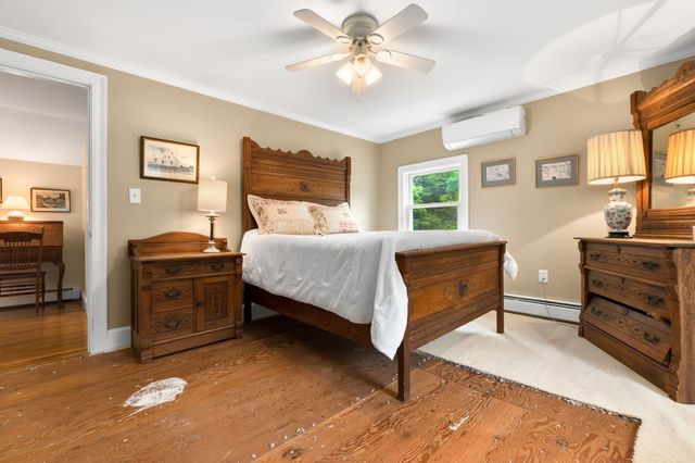 135 Linebrook Rd, Ipswich, MA 01938