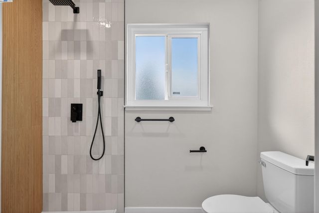 312 Lance Dr, Vacaville, CA 95687