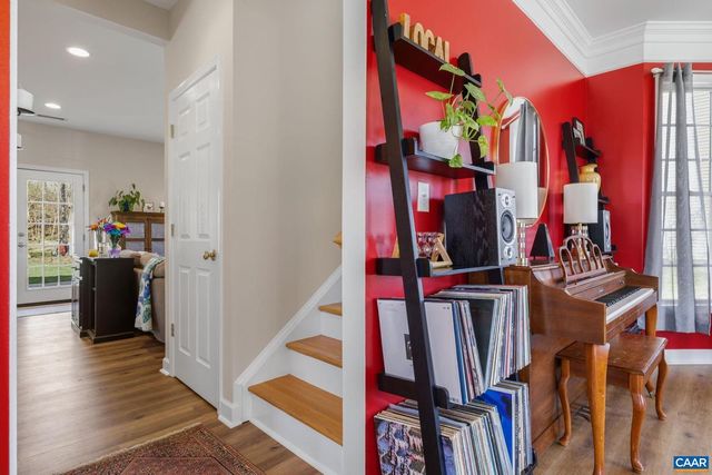 5518 HILL TOP ST, Crozet, VA 22932