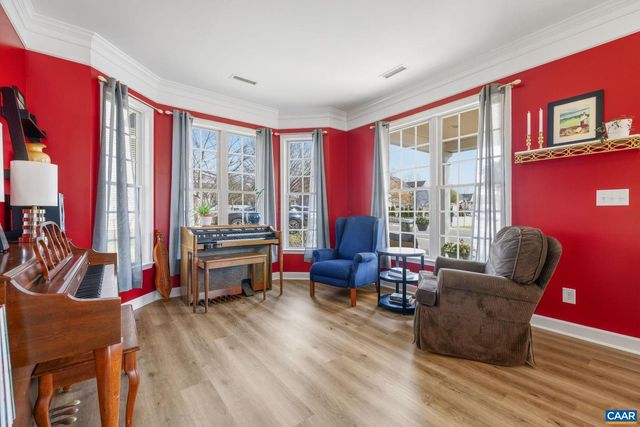 5518 HILL TOP ST, Crozet, VA 22932