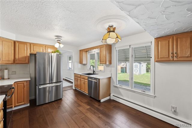 211 Brookside, Tonawanda, NY 14150