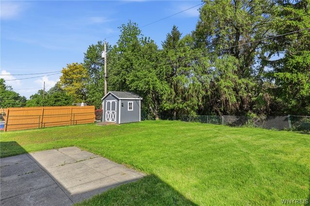 211 Brookside, Tonawanda, NY 14150