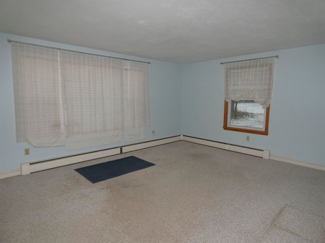 107 Middle Road, Tuftonboro, NH 03816