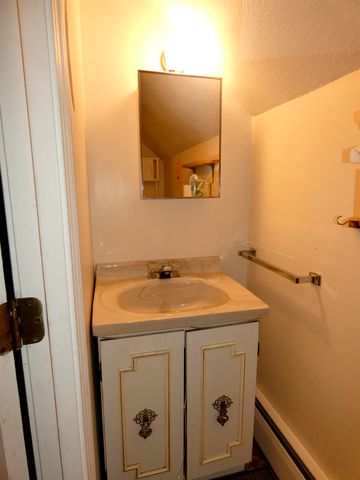 107 Middle Road, Tuftonboro, NH 03816