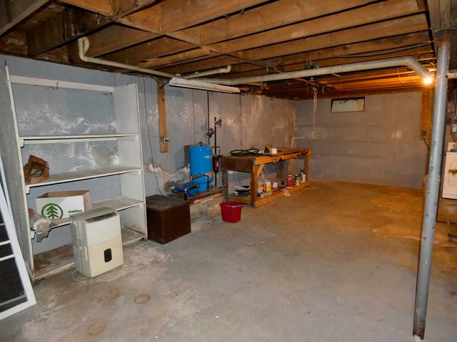 107 Middle Road, Tuftonboro, NH 03816