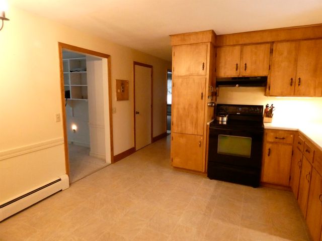 107 Middle Road, Tuftonboro, NH 03816