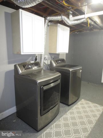 2027 RAMBLEWOOD RD, Baltimore, MD 21239