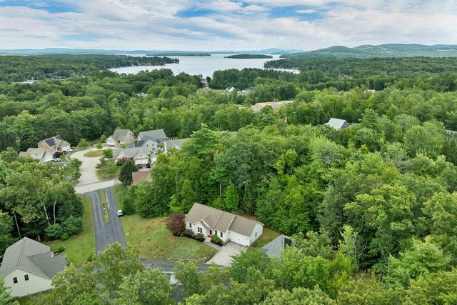 39 Sterling Drive, Laconia, NH 03246