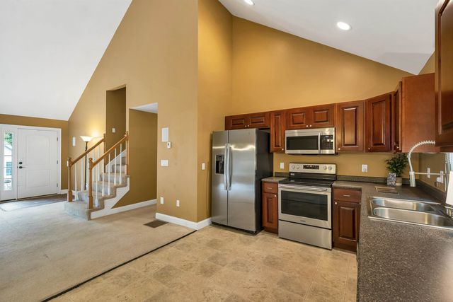 39 Sterling Drive, Laconia, NH 03246