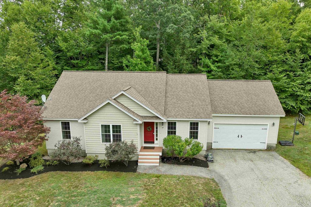 39 Sterling Drive, Laconia, NH 03246