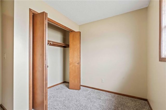 1113 Jeff Circle, Paola, KS 66071