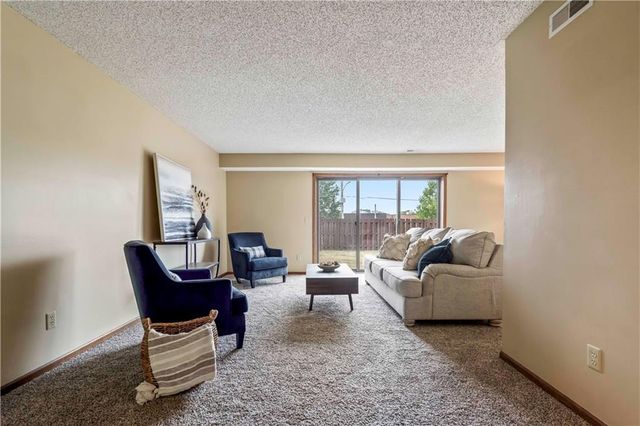 1113 Jeff Circle, Paola, KS 66071