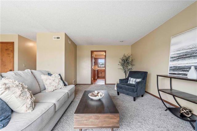 1113 Jeff Circle, Paola, KS 66071