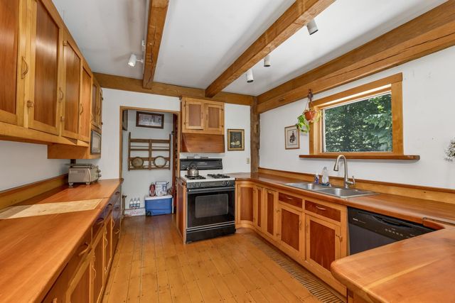 520 Clough Road, Pittsfield, NH 03263