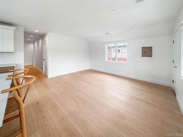 616 Main Street B, Greenport, NY 11944