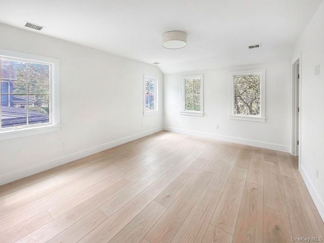 616 Main Street B, Greenport, NY 11944