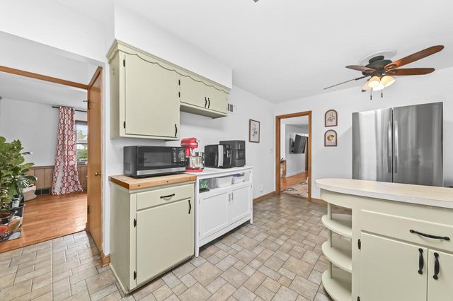 4447 W Midland DRIVE, Milwaukee, WI 53219
