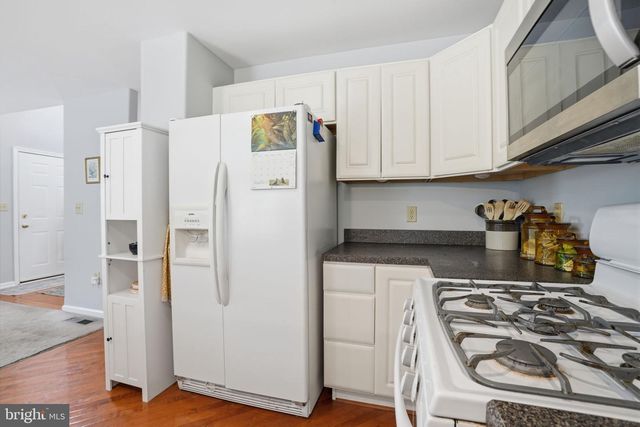 272 HAMPSHIRE DR, Sellersville, PA 18960