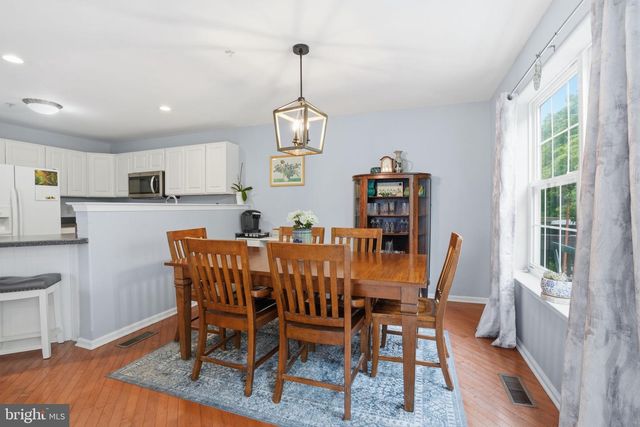 272 HAMPSHIRE DR, Sellersville, PA 18960