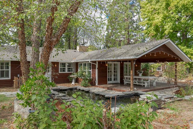 425 S Modoc Avenue, Medford, OR 97504