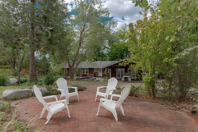 425 S Modoc Avenue, Medford, OR 97504