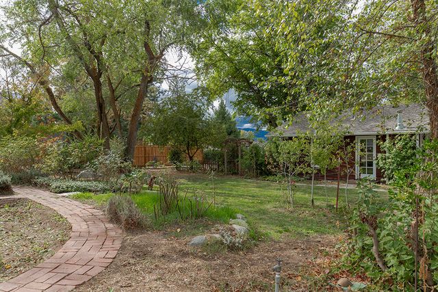 425 S Modoc Avenue, Medford, OR 97504