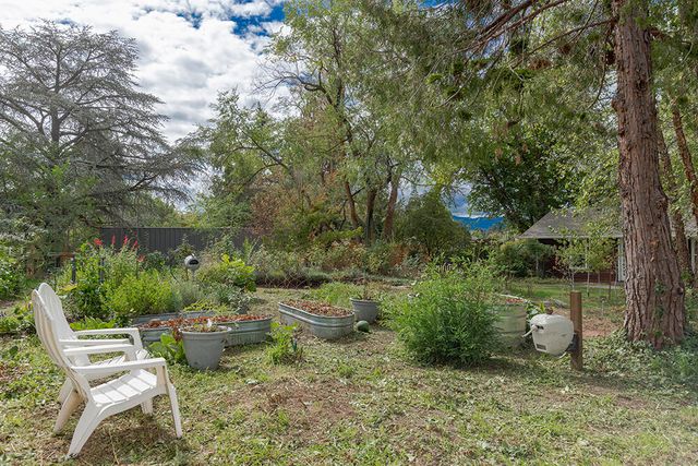425 S Modoc Avenue, Medford, OR 97504