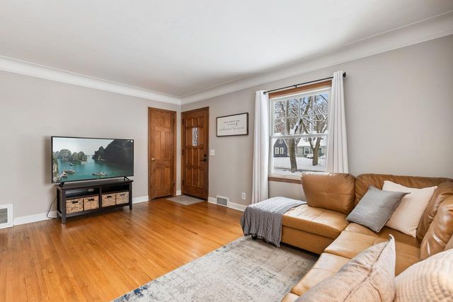 2601 Kentucky Avenue S, Saint Louis Park, MN 55426