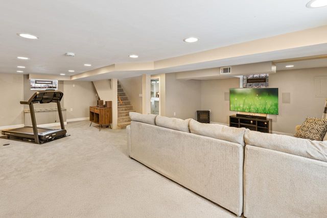 2601 Kentucky Avenue S, Saint Louis Park, MN 55426