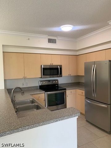 1180 Reserve WAY 206, Naples, FL 34105