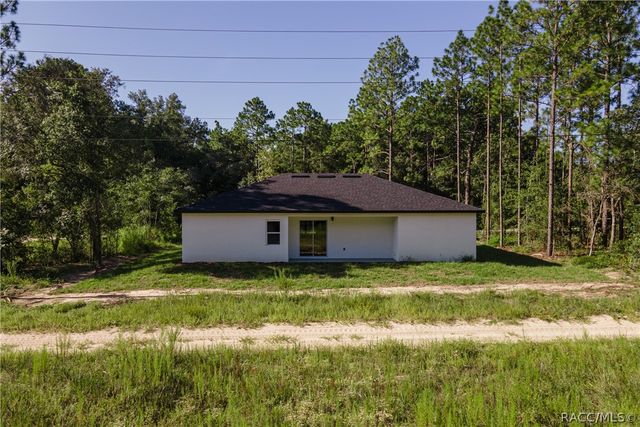 2631 W Royal Palm Drive, Citrus Springs, FL 34433