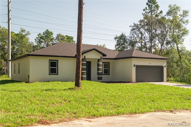 2631 W Royal Palm Drive, Citrus Springs, FL 34433